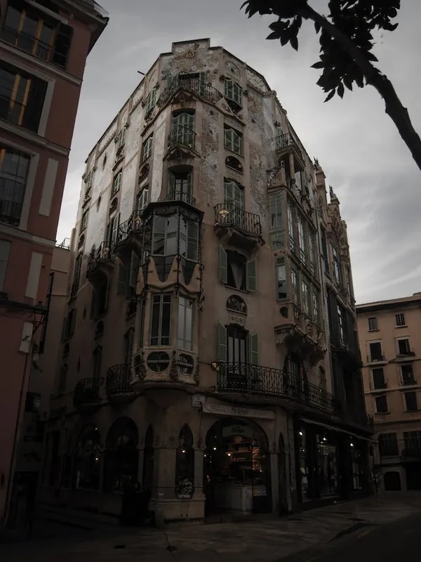 Final Sale Old Building In Mallorca