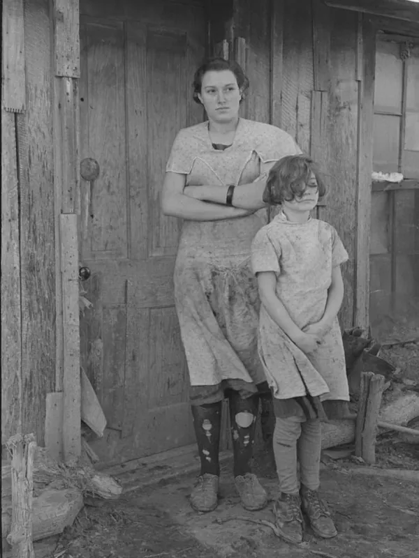 Hot Deal Two Children Of John Scott, A Hired Man Living Near Ringgold, Iowa By Russell Lee